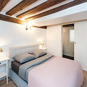 Appartement Place Du Pantheon Paris